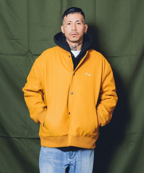 Subciety(サブサエティ)の「FAKE LEATHER STADIUM JKT(スタジャン・メンズ・ブラック/イエロー/ネイビー・X-LARGE/LARGE/MEDIUM/SMALL)」の4枚目の写真