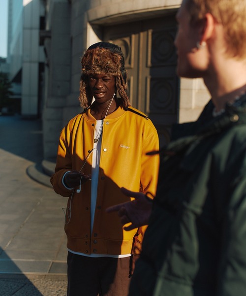 Subciety(サブサエティ)の「FAKE LEATHER STADIUM JKT(スタジャン・メンズ・ブラック/イエロー/ネイビー・X-LARGE/LARGE/MEDIUM/SMALL)」の6枚目の写真