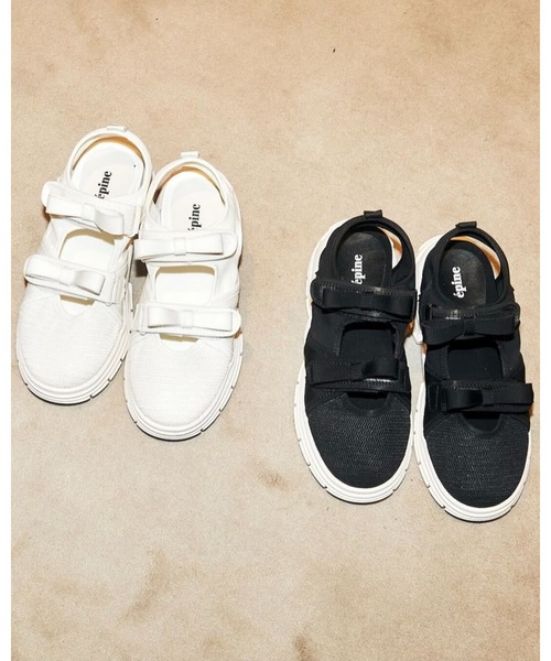 epine(エピヌ)の「double ribbon sneaker sandal(サンダル・レディース・ホワイト/ブラック・23/23.5/24/24.5)」の19枚目の写真