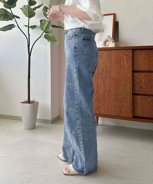 apres jour clair（アプレジュールクレア）の「【apres jour clair】リボンデニムパンツ【ZOZOTOWN限定アイテム】（デニムパンツ・レディース・ライトブルー/インディゴブルー・LARGE/MEDIUM/SMALL）」の20枚目の写真