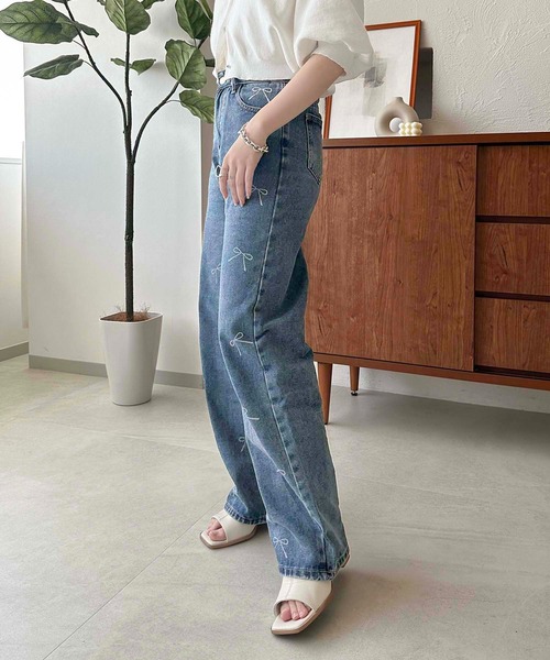 apres jour clair（アプレジュールクレア）の「【apres jour clair】リボンデニムパンツ【ZOZOTOWN限定アイテム】（デニムパンツ・レディース・ライトブルー/インディゴブルー・LARGE/MEDIUM/SMALL）」の19枚目の写真