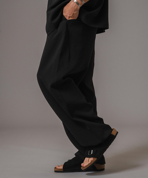 EDIFICE（エディフィス）の「T/E(ティー/イー) M-52 ワイドトラウザー（スラックス・メンズ・ブラック/ネイビー・MEDIUM/LARGE）」の10枚目の写真