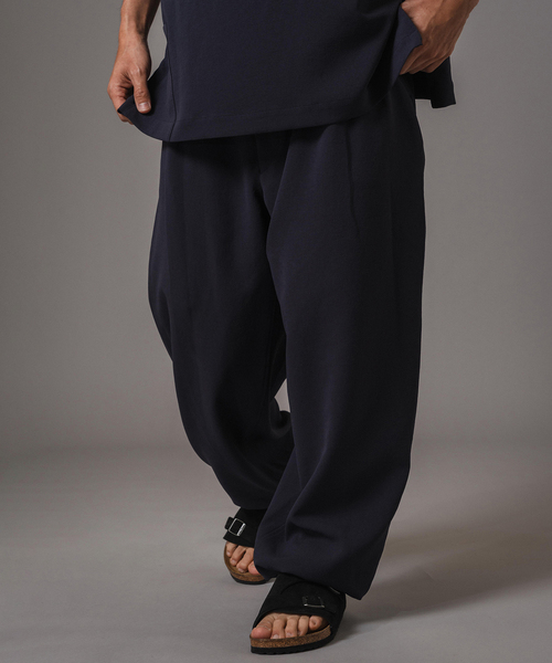 EDIFICE（エディフィス）の「T/E(ティー/イー) M-52 ワイドトラウザー（スラックス・メンズ・ブラック/ネイビー・MEDIUM/LARGE）」の20枚目の写真