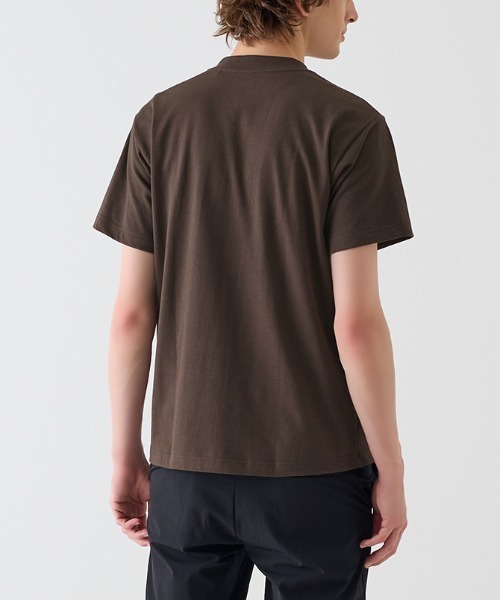 BODY WILD(ボディーワイルド)の「BODY WILD/ボディワイルド VネックTシャツ ジャケットプラス 後ろ襟高め(Tシャツ/カットソー・メンズ・ネイビー/ホワイト/ブラウン系その他・SMALL/MEDIUM/LARGE/X-LARGE)」の5枚目の写真