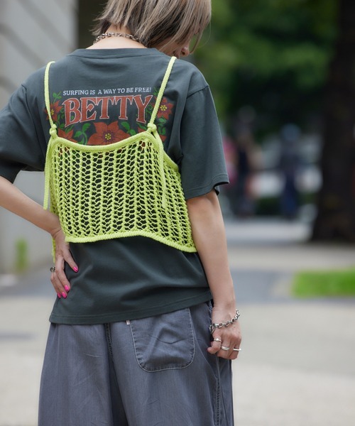 RODEO CROWNS WIDE BOWL（ロデオクラウンズワイドボウル）の「ラメニットメッシュビスチェ（ベスト・レディース・シルバー/ライム/ブラック/ピンク・FREE）」の3枚目の写真