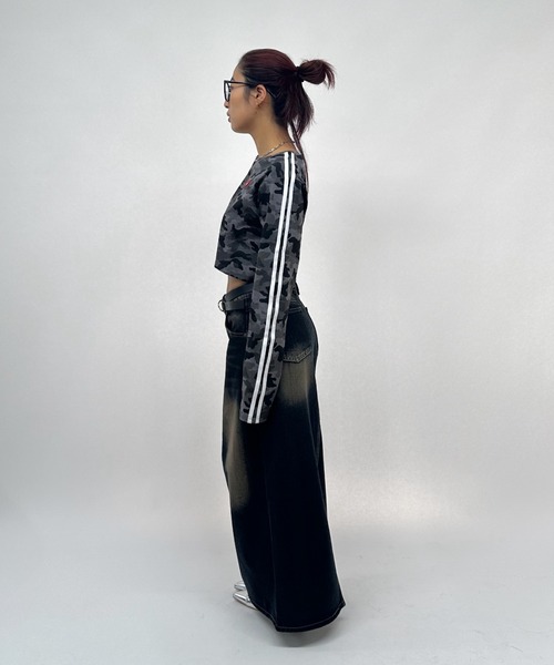 WHO'S WHO gallery（フーズフーギャラリー）の「＊2024AW 新色登場＊【SLOPPY/スロッピー】ハートライントップス（Tシャツ/カットソー・レディース・ブルー系その他/レッド系その他/レッド/グレー/ブラック系その他/ネイビー/カーキ/ブラック/オフホワイト・FREE）」の21枚目の写真