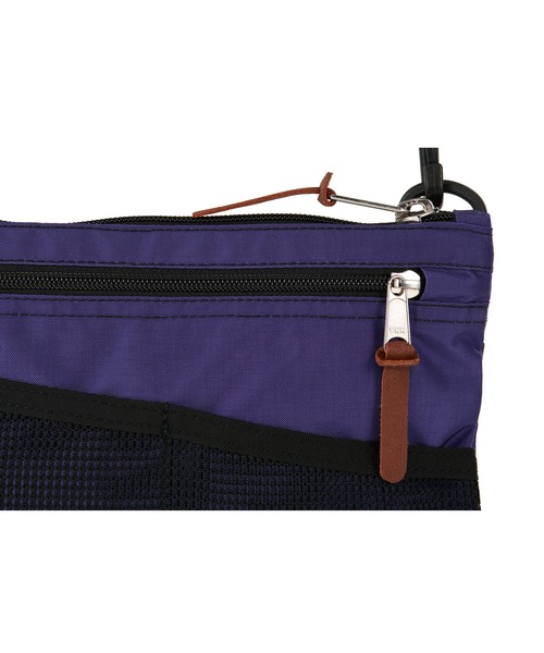 GREGORY（グレゴリー）の「クラシックサコッシュM CLASSIC SACOCHE M ウルトラバイオレット（ショルダーバッグ・メンズ・バイオレット・ONE SIZE）」の7枚目の写真
