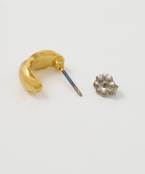 collex（コレックス）の「【Ljud/ユード】ニュアンスフォルムピアス（ピアス（両耳用）・レディース・ゴールド/シルバー・フリー）」の3枚目の写真