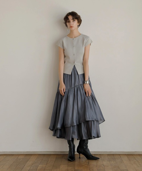 MIELI INVARIANT（ミエリインヴァリアント）の「Aurora Tiered Skirt（スカート・レディース・アイボリー/ブルーグレー/ライトピンク/ブラウン・FREE）」の8枚目の写真