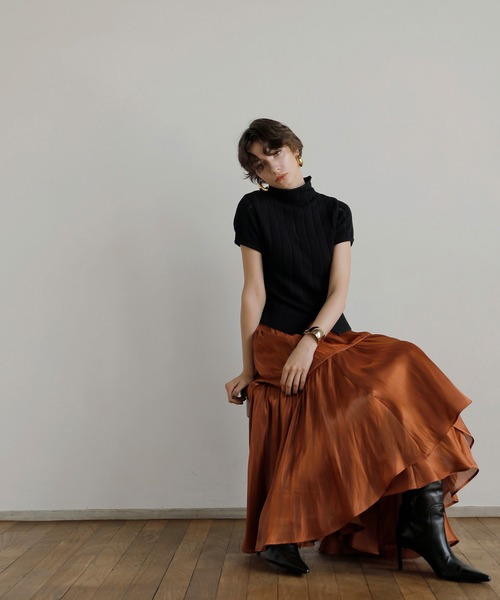 MIELI INVARIANT（ミエリインヴァリアント）の「Aurora Tiered Skirt（スカート・レディース・アイボリー/ブルーグレー/ライトピンク/ブラウン・FREE）」の16枚目の写真