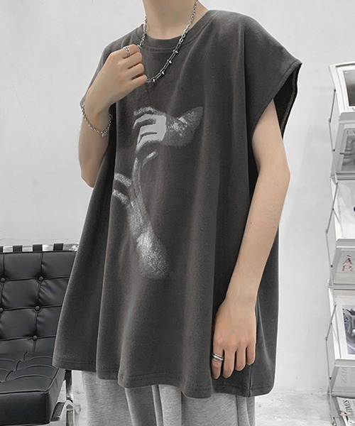 NOWLE（ノウル）の「【NOWLE】ルーズシルエット フロントロゴ ノースリーブ Tシャツ（タンクトップ・メンズ・ブラック/ホワイト/チャコールグレー・LARGE/MEDIUM）」の15枚目の写真