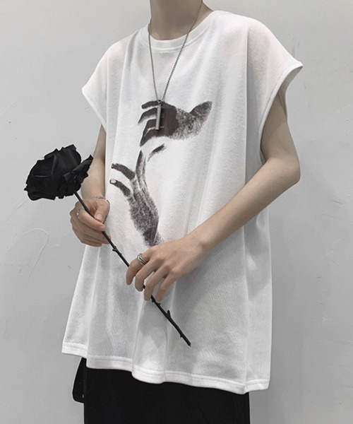 NOWLE（ノウル）の「【NOWLE】ルーズシルエット フロントロゴ ノースリーブ Tシャツ（タンクトップ・メンズ・ブラック/ホワイト/チャコールグレー・LARGE/MEDIUM）」の4枚目の写真