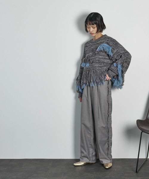 THE YOn(ザヨン)の「フリンジアクセントメランジニットプルオーバー(ニット/セーター・レディース・アイボリー/チャコールグレー/コーラル・FREE)」の21枚目の写真