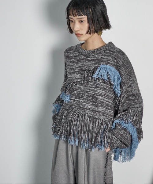 THE YOn(ザヨン)の「フリンジアクセントメランジニットプルオーバー(ニット/セーター・レディース・アイボリー/チャコールグレー/コーラル・FREE)」の17枚目の写真