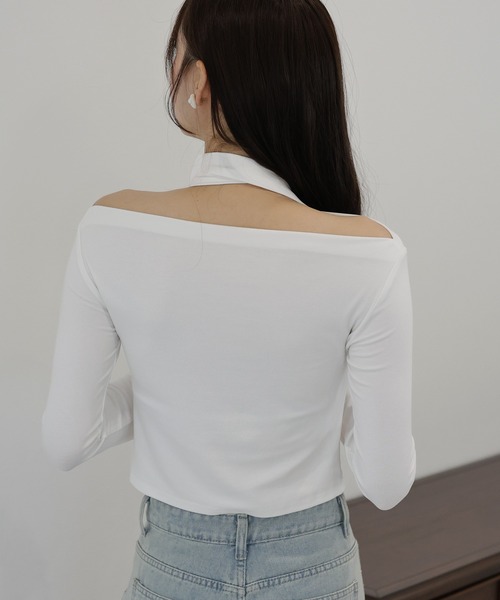 BLUEEAST(ブルーイースト)の「タイ付きオフショルカットソー(Tシャツ/カットソー・レディース・ホワイト/ベージュ/ブラック・MEDIUM)」の9枚目の写真