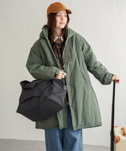 LBC(エルビーシー)の「撥水ワッシャーキャリーオンボストンバッグ(ボストンバッグ・レディース・チャコール/ベージュ/グリーン/モカ・FREE)」の7枚目の写真