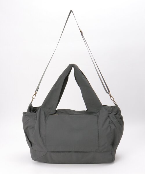 LBC(エルビーシー)の「撥水ワッシャーキャリーオンボストンバッグ(ボストンバッグ・レディース・チャコール/ベージュ/グリーン/モカ・FREE)」の15枚目の写真