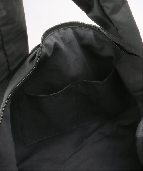 LBC(エルビーシー)の「撥水ワッシャーキャリーオンボストンバッグ(ボストンバッグ・レディース・チャコール/ベージュ/グリーン/モカ・FREE)」の18枚目の写真