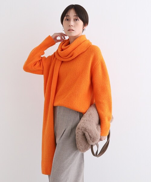 INDIVI（インディヴィ）の「◆【ウール混／ブークレ】ループヤーン ニットマフラー（ストール/ショール・レディース・ブラウン系その他/オフホワイト/ライトオレンジ系・00）」の7枚目の写真