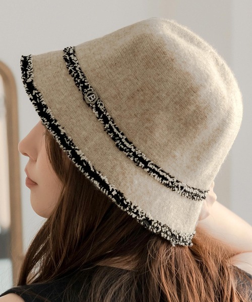 Julia Boutique（ジュリアブティック）の「ツイードパイピングチューリップハット（ハット・レディース・ベージュ/ブラック・ONE）」の2枚目の写真