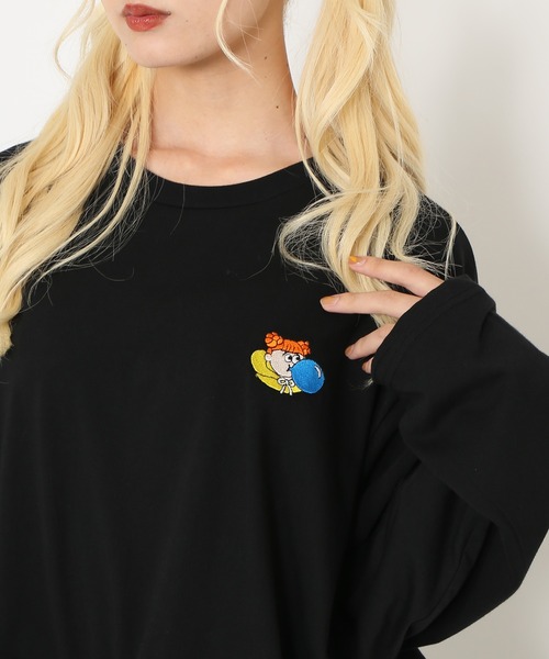 PUNYUS（プニュズ）の「ワンポイント刺繍ロンＴ（Tシャツ/カットソー・レディース・ホワイト/ブラック・1/2/3/4）」の3枚目の写真