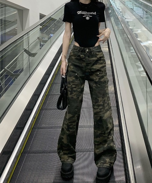 セール】アニマル迷彩柄 ワイドストレートパンツ（その他パンツ