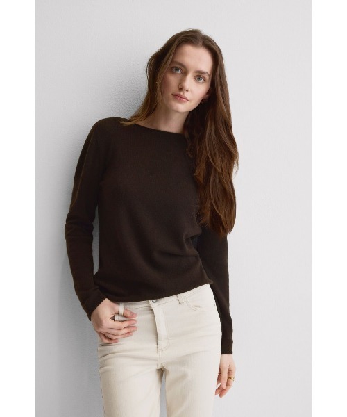 Intimissimi(インティミッシミ)の「カシミヤ 100% ロングスリーブ ニット(ニット/セーター・レディース・ライトベージュ/ナチュラル/ヘザーグレー/ブルー/ホワイト/ブラック/ライトブラウン/ピンクベージュ/ダークブラウン・M/S/L)」の5枚目の写真