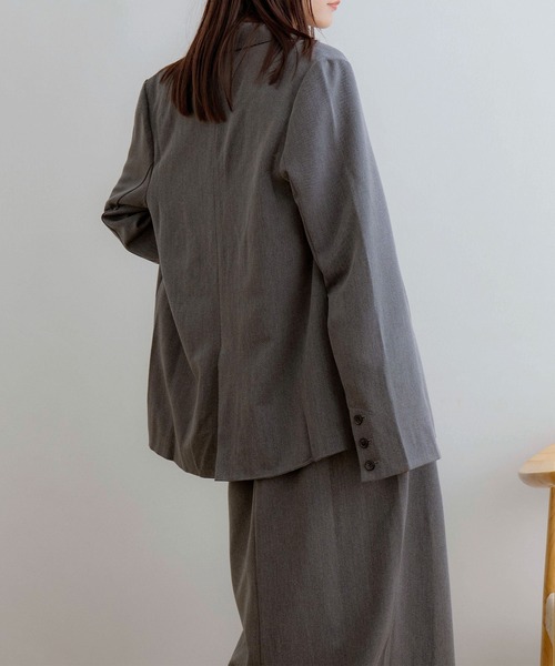 NOAHL（ノアル）の「【NOAHL】折り返しデザインジャケット（テーラードジャケット・レディース・チャコール/キナリ/グレイッシュベージュ・FREE）」の5枚目の写真