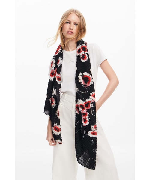 Desigual(デシグアル)の「ストール(ストール/ショール・レディース・ブラック・FREE)」の4枚目の写真