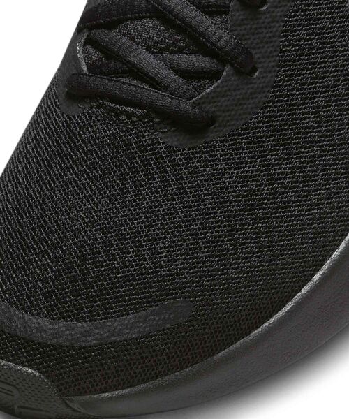 NIKE(ナイキ)の「ナイキ レボリューション 7 ウィメンズ ロード ランニングシューズ / Nike Revolution 7 Women's Road Running Shoes FB2208-002 Black(スニーカー・レディース・ブラック・22.5/25/26/26.5/27/28/28.5/27.5/23.5/25.5/23/24/24.5/22)」の7枚目の写真