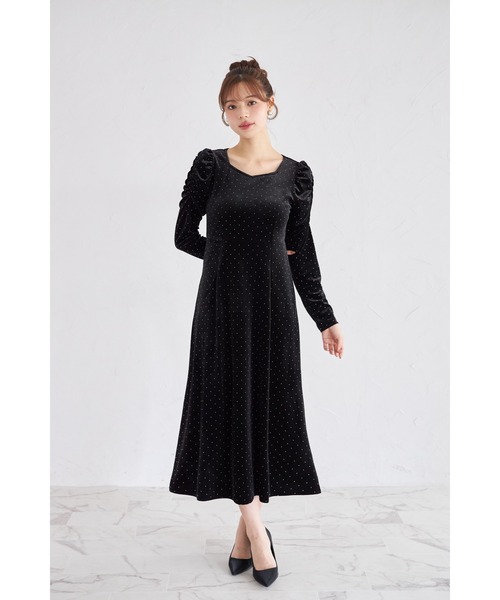 ストーン付きパワーショルダーカットベロアワンピース（ワンピース