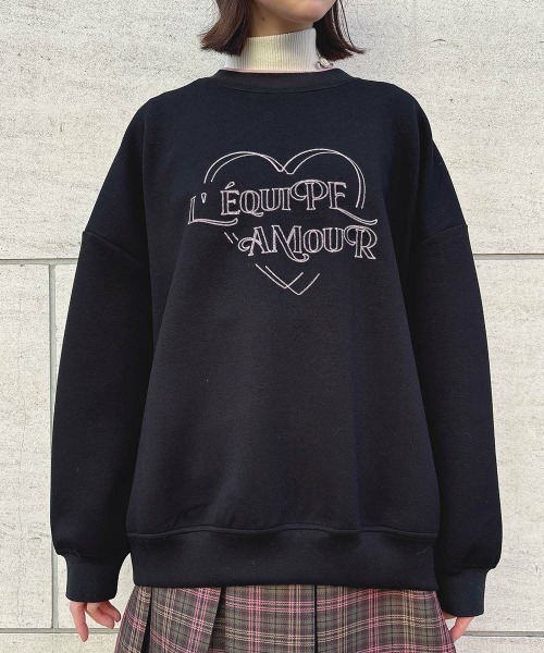 F i.n.t(フィント)の「ステッチハートロゴ刺繍スウェット/fint フィント(スウェット・レディース・レッド/ブラック/グリーン・FREE)」の6枚目の写真