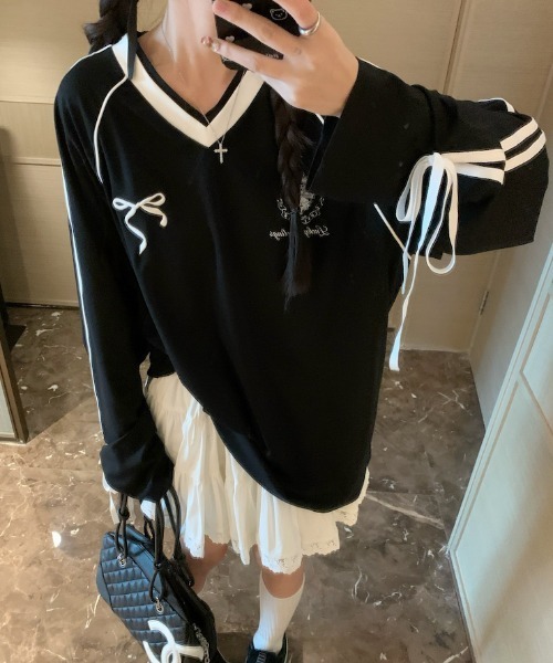 Per sist ence（パーシエンス）の「袖テープライン＆リボン/Vネックジャージプルオーバー（ジャージ・レディース・ブラック/ホワイト・LARGE/MEDIUM）」の9枚目の写真