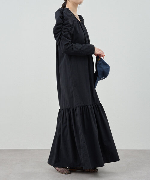 SHENERY（シーナリー）の「《1枚で様になる》《シワになりにくい