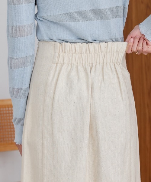 Bab（バブ）の「【S・M・Lサイズ展開】Iラインスリットデニムスカート（デニムスカート・レディース・アイボリー/ブラック/グレイッシュベージュ・S/M/L）」の17枚目の写真