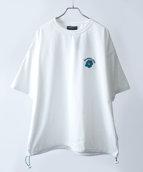 Starting Over（スターティングオーバー）の「【Starting Over/スターティングオーバー】ONE POINT LOGO EMBROIDERY DRAW CODE T-SHIRT / ワンポイント ロゴ刺繍 ドローコード デザイン 半袖 Tシャツ（Tシャツ/カットソー・メンズ・ホワイト系その他3/ホワイト系その他/ホワイト系その他2/ブラック系その他/チャコールグレー/ホワイト/ブラック系その他2/グレー系その他/ブラック/ブラック系その他6/ホワイト系その他7/ホワイト系その他6/ホワイト系その他5/ブラック系その他4/ブラック系その他7/ネイビー/ブラック系その他5/ブラック系その他3/ホワイト系その他4/ピンク/ピンク系その他・M/L）」の5枚目の写真