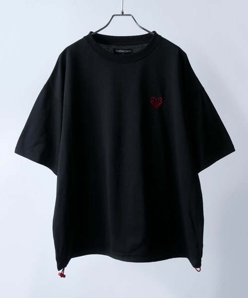 Starting Over（スターティングオーバー）の「【Starting Over/スターティングオーバー】ONE POINT LOGO EMBROIDERY DRAW CODE T-SHIRT / ワンポイント ロゴ刺繍 ドローコード デザイン 半袖 Tシャツ（Tシャツ/カットソー・メンズ・ホワイト系その他3/ホワイト系その他/ホワイト系その他2/ブラック系その他/チャコールグレー/ホワイト/ブラック系その他2/グレー系その他/ブラック/ブラック系その他6/ホワイト系その他7/ホワイト系その他6/ホワイト系その他5/ブラック系その他4/ブラック系その他7/ネイビー/ブラック系その他5/ブラック系その他3/ホワイト系その他4/ピンク/ピンク系その他・M/L）」の9枚目の写真