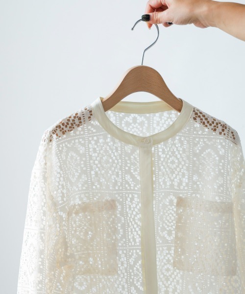 Bou Jeloud（ブージュルード）の「レーススタンドシャツ（シャツ/ブラウス・レディース・ブラック/オフホワイト・38）」の17枚目の写真