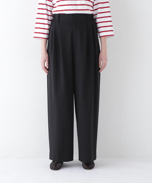 human woman(ヒューマンウーマン)の「◆【福田麻琴さんコラボ】C/NポンチSTタックパンツ(その他パンツ・レディース・ブラック・MEDIUM/SMALL)」の5枚目の写真