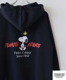 PEANUTS フレンズ柄裏起毛プリントパーカー