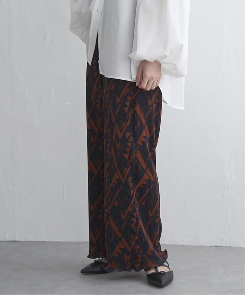 VENCEEXCHANGE(ヴァンスエクスチェンジ)の「スムースプリーツパンツ(その他パンツ・レディース・ブラック/グレー/オフホワイト/その他2/ドット/その他1/ネイビー/アイボリー/ブラウン系・FREE)」の6枚目の写真