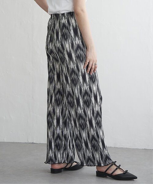 VENCEEXCHANGE(ヴァンスエクスチェンジ)の「スムースプリーツパンツ(その他パンツ・レディース・ブラック/グレー/オフホワイト/その他2/ドット/その他1/ネイビー/アイボリー/ブラウン系・FREE)」の7枚目の写真