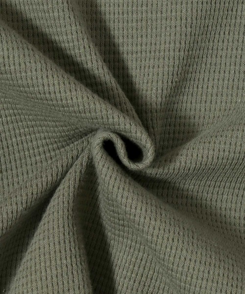 SITRY(シトリー)の「2026SS新色追加 Organic Cotton Thermal/オーガニックコットン サーマル ワッフル クルーネック ヘンリーネック 半袖Tシャツ(Tシャツ/カットソー・メンズ・カーキ/ブラック/ホワイト系その他/ブラック系その他/グレー系その他/グレー/オフホワイト/ホワイト/チャコール/グレイッシュブルー/ホワイト系その他2・M/L/LL)」の21枚目の写真