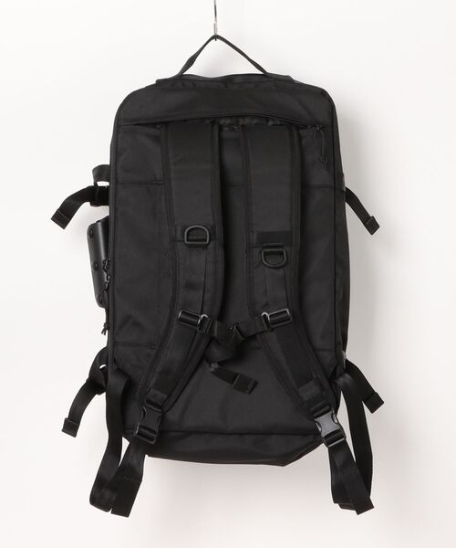 NEW ERA(ニューエラ)の「NEW ERA/ニューエラ 3W 3Brief Urban Utility Collection 33L(バックパック/リュック・メンズ・ブラック・FREE)」の3枚目の写真
