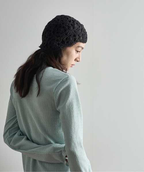 ニットキャップ・ビーニー OVLA flower patterned bonnet VARZAR ニット帽 ニットキャップ ブローチボカシニットビーニー