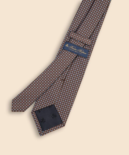 新品　ブルックスブラザーズ　上品なメインドインUSAの高品質ジャカードタイ　限定 BROOKS BROTHERS（ブルックスブラザーズ）の「アメリカン