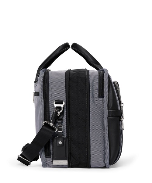 最終値下げ❕【超美品】トゥミTUMI ビジネスバッグ PCケース 26019D4 PCケース｜TUMI(トゥミ)公式サイト