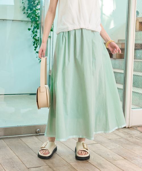 Rouge vif（ルージュヴィフ）の「イージーウエストギャザースカート（スカート・レディース・ホワイト/ライム/ネイビー・36/38）」の4枚目の写真