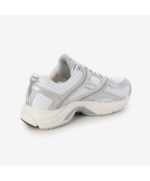 Kinetics(キネティクス)の「Reebok PREMIER TRINITY(リーボック プレミア トリニティ)(スニーカー・メンズ・ホワイト・23cm/23.5cm/24cm/24.5cm/25cm/25.5cm/26cm/26.5cm/27cm/27.5cm/28cm/28.5cm/29cm)」の2枚目の写真