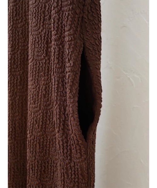 TRUNC(トランクエイティーエイト)の「2WAY Cut Jacquard Dress(ワンピース・レディース・ブラウン/ブラック・FREE)」の8枚目の写真
